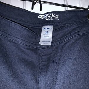 Old Navy Khakis in navy-NEW w Tags